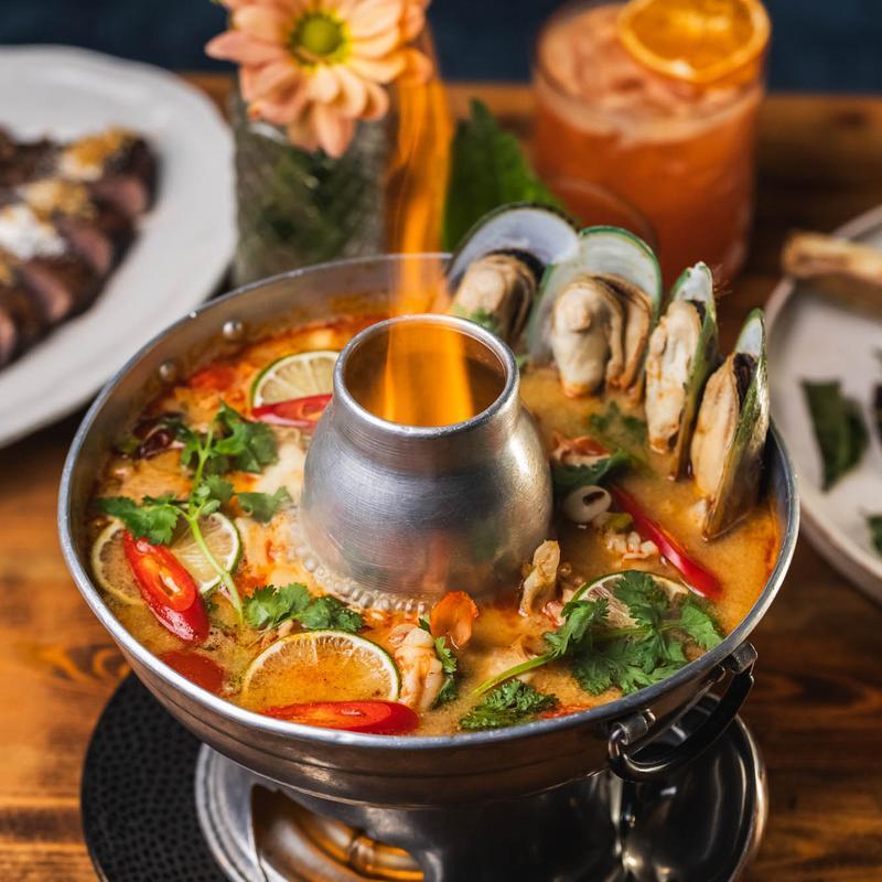 Glin Thai Bistro gallery image 9